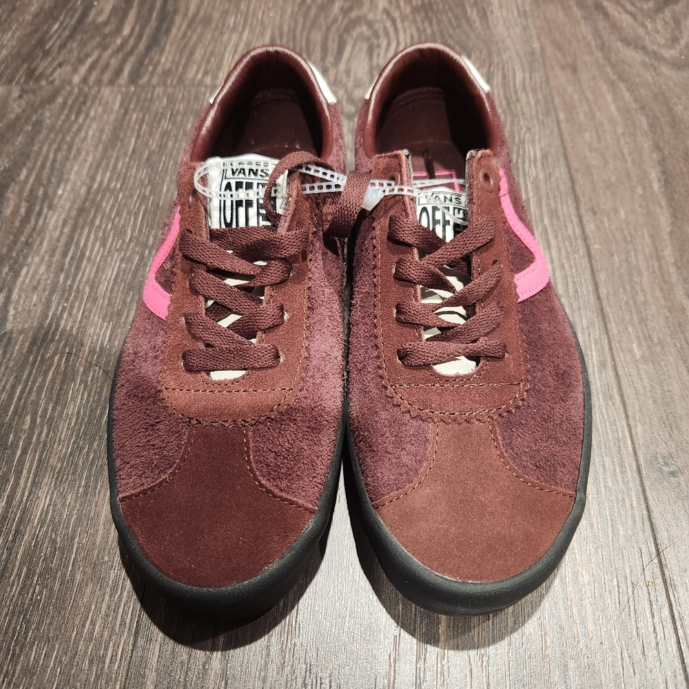 NWOT Vans Burgundy and Cream Sneakers Womens Size7.5 - Picture 2 of 5